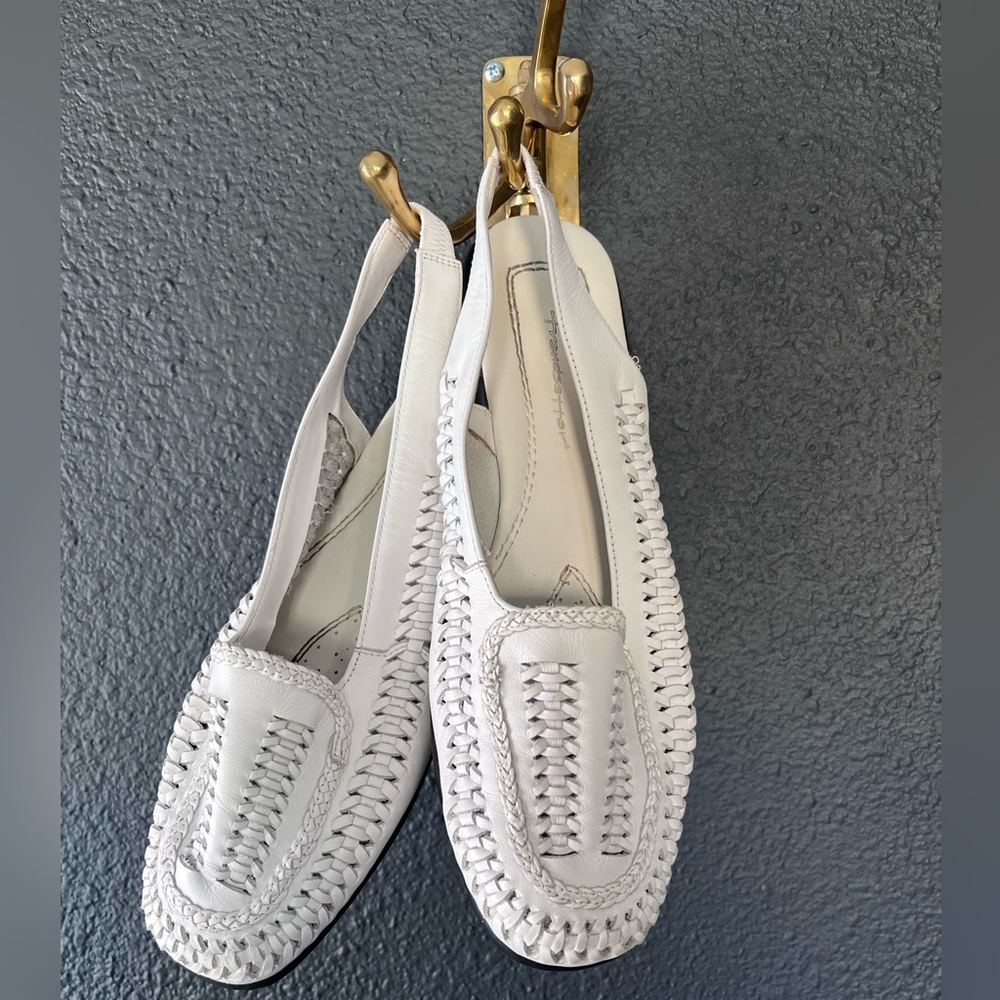 Vintage White Leather Slingback Loafers Size 9